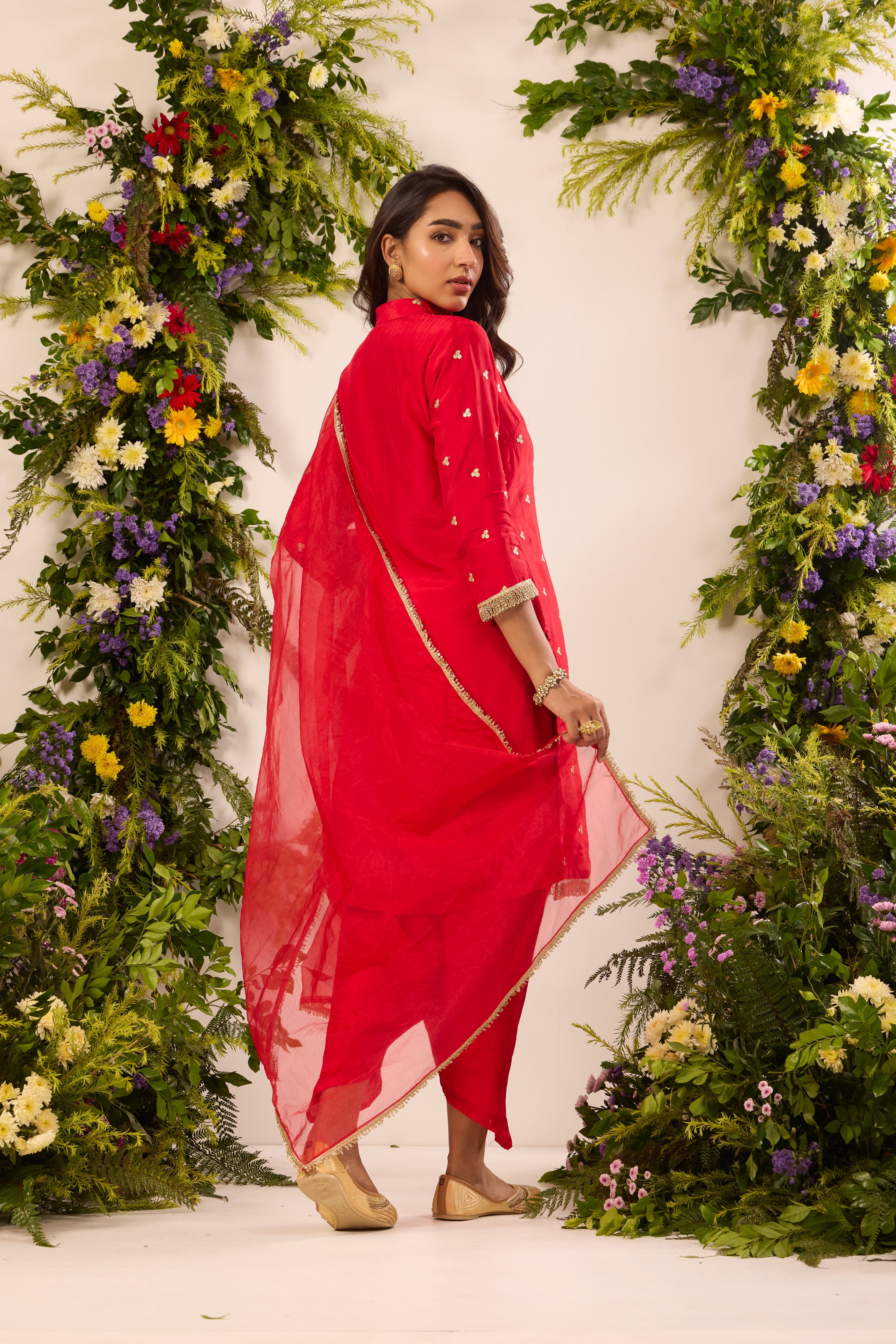 Mastaani Classic Red Kurta Set