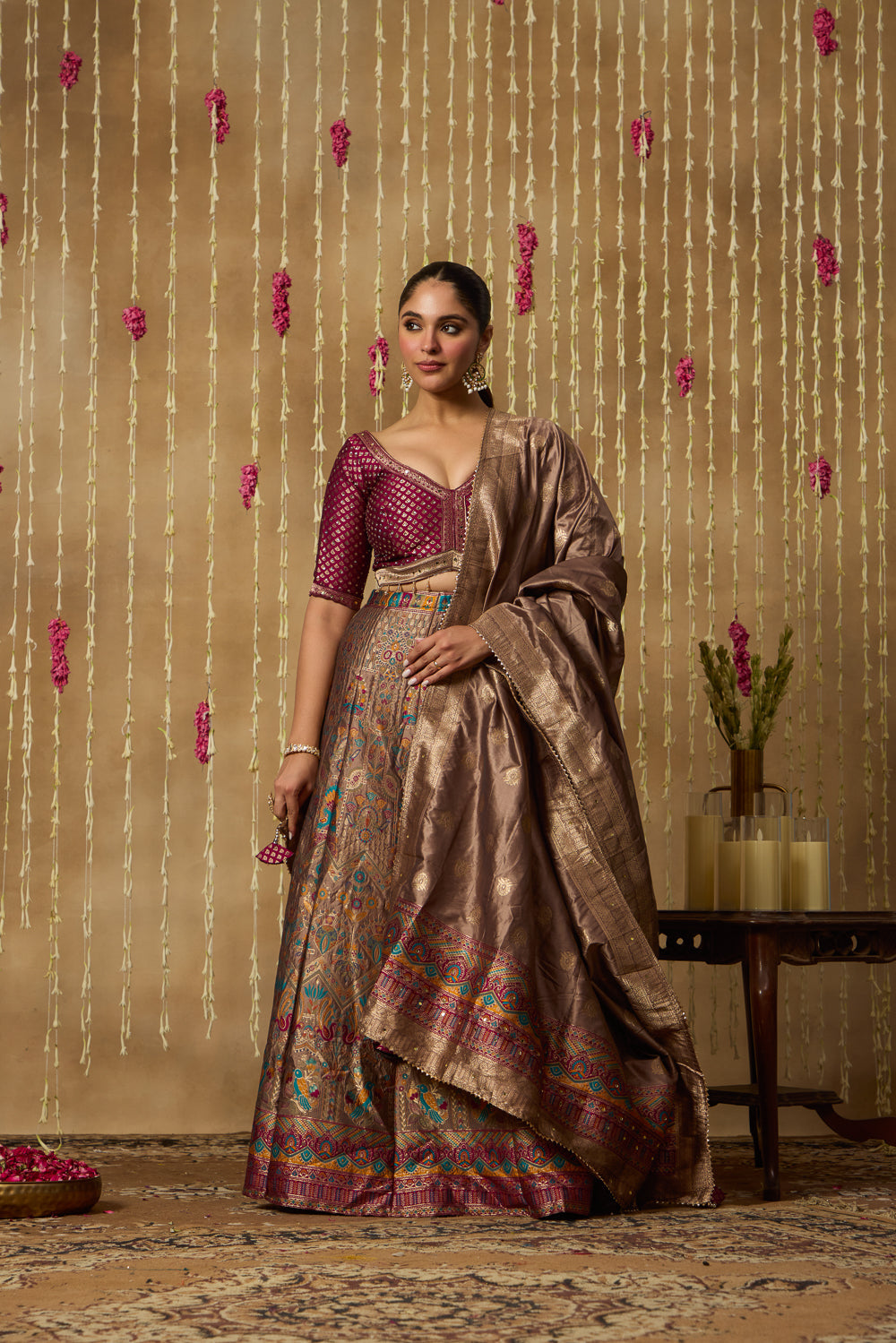 Jhoom Contrast Banarasi Lehenga Set