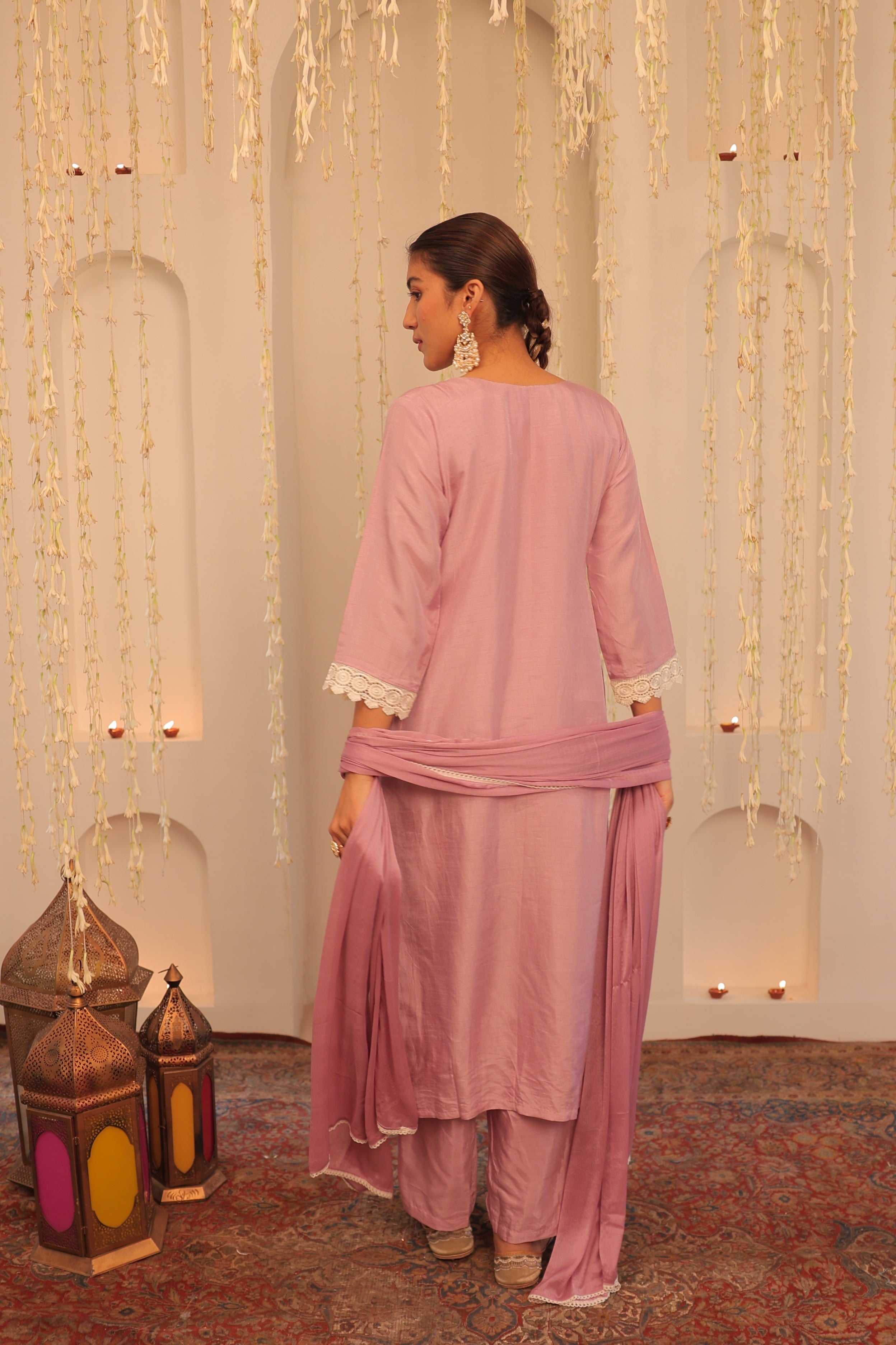 Alaya Mehfil Lavender Kurta Set