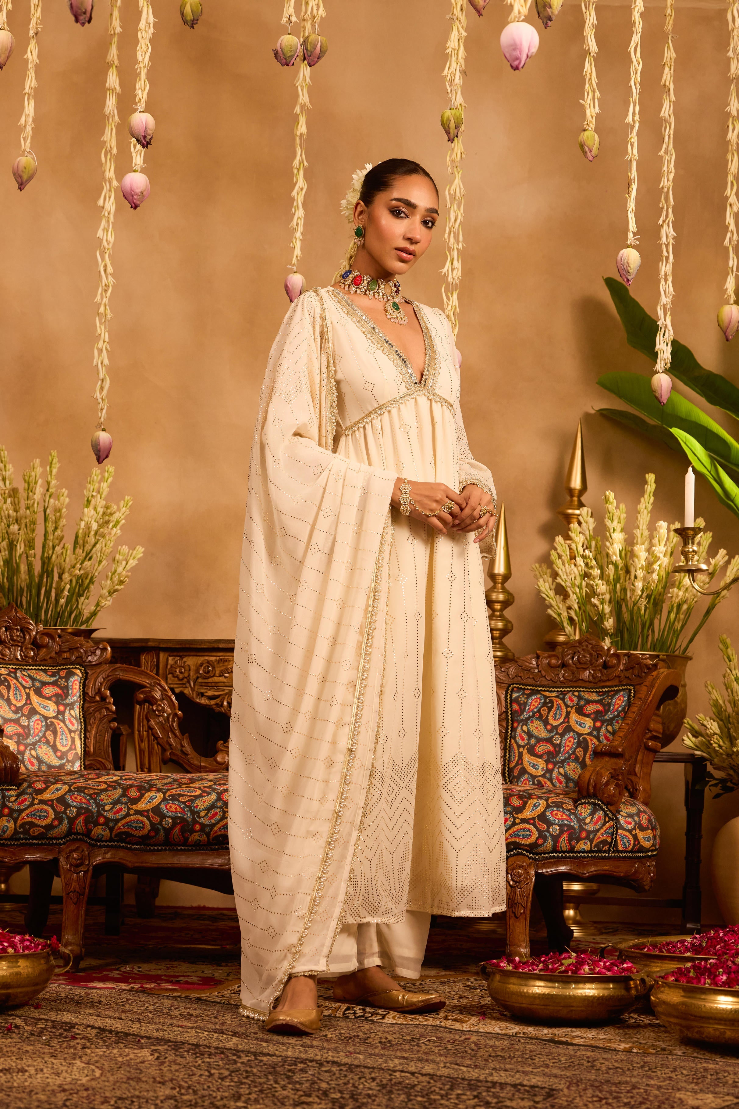 Mastaani Ivory Glow Mirrorwork Anarkali Set