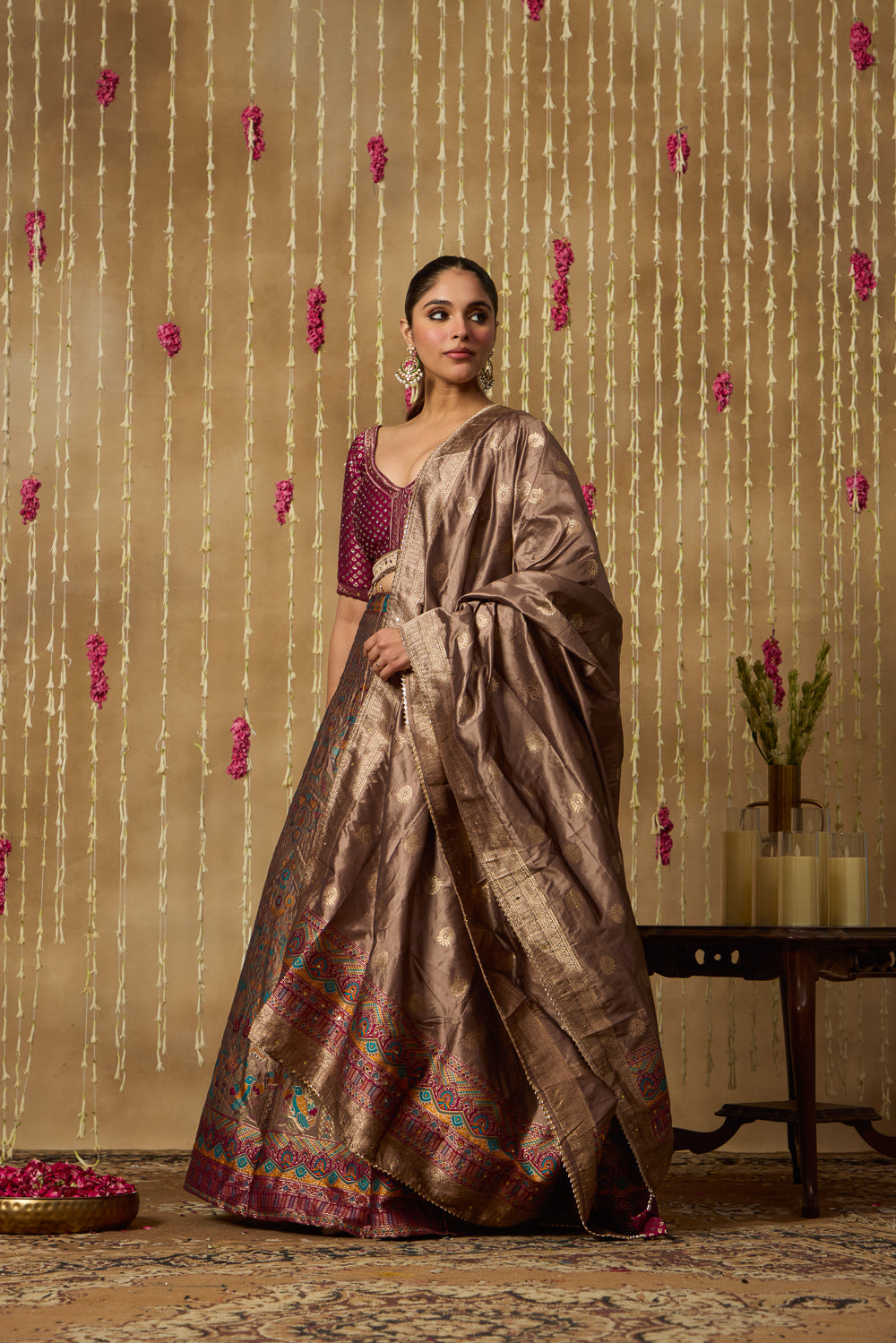 Jhoom Contrast Banarasi Lehenga Set