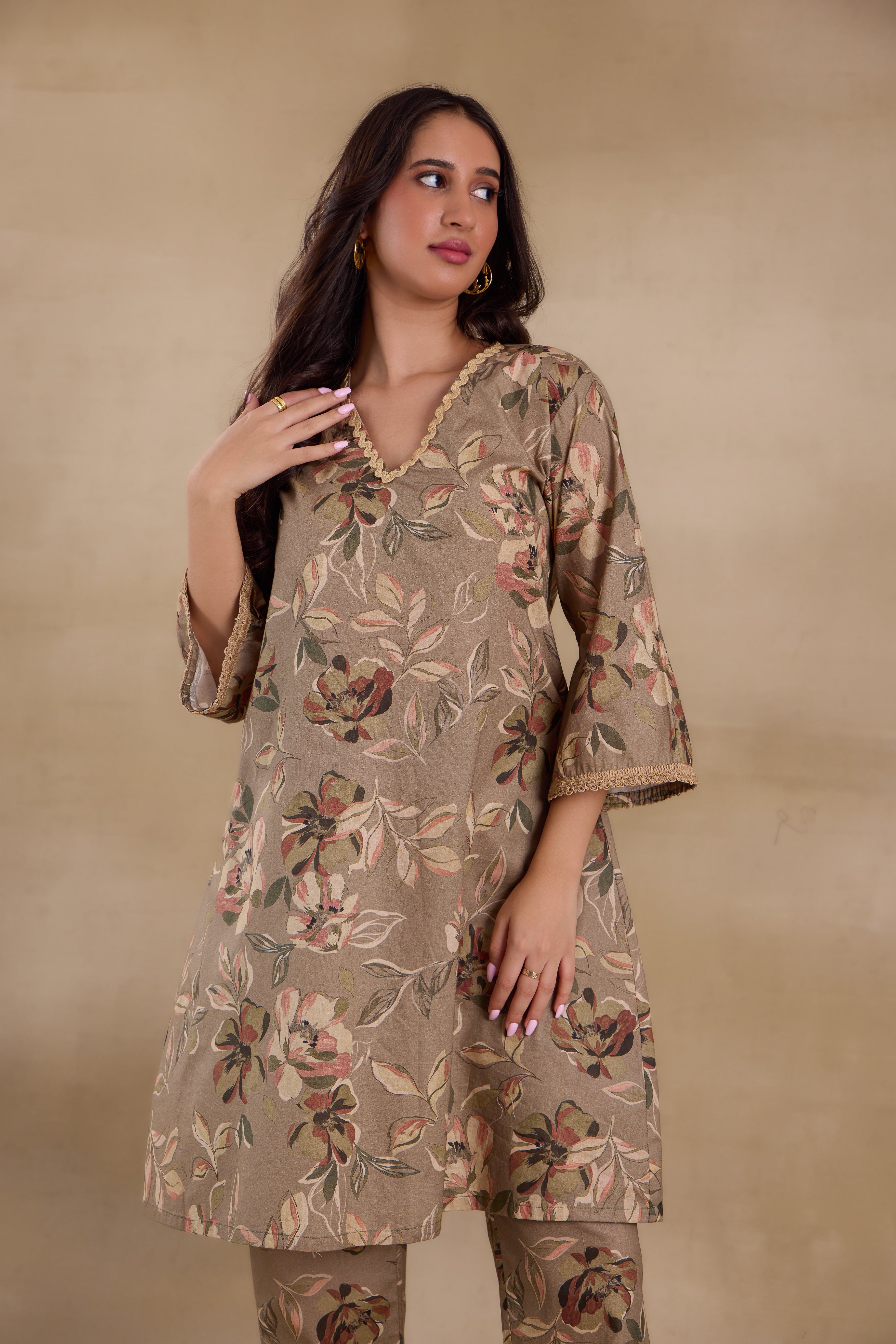 Alaya Premium Cotton Green Floral Kurta Set