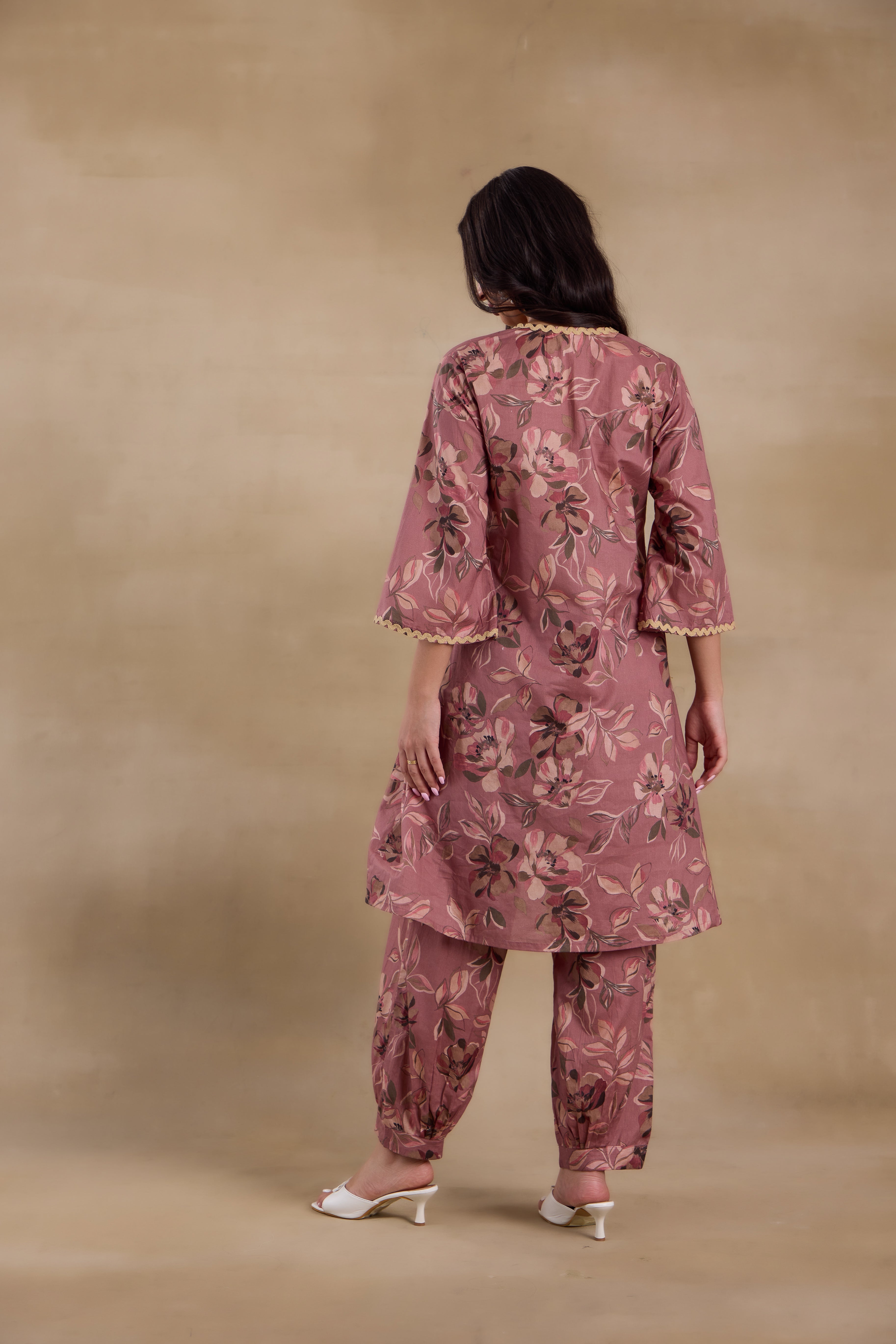 Alaya Premium Cotton Pink Floral Kurta Set