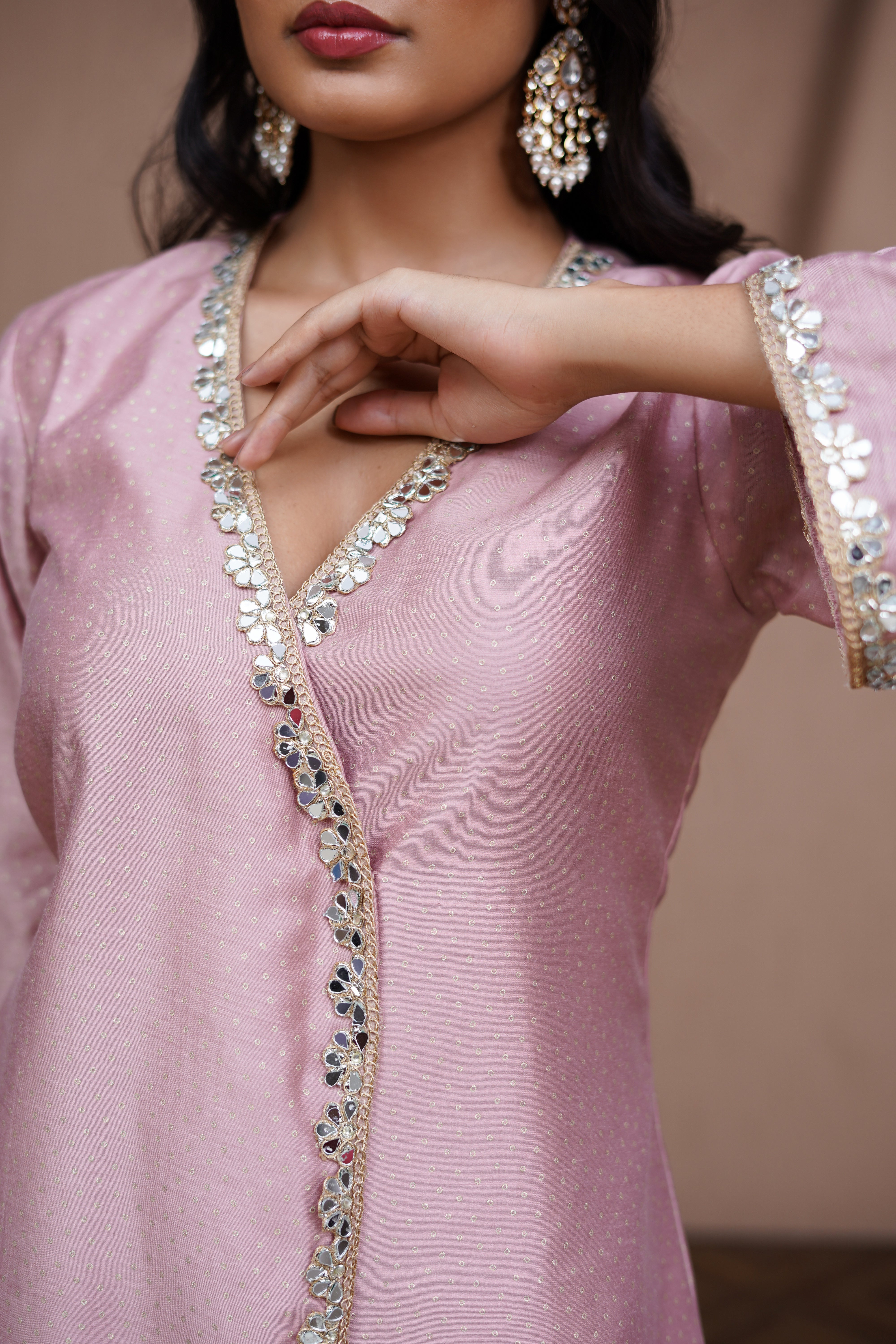 Alaya Resham Pink V-Neck Kurta Set