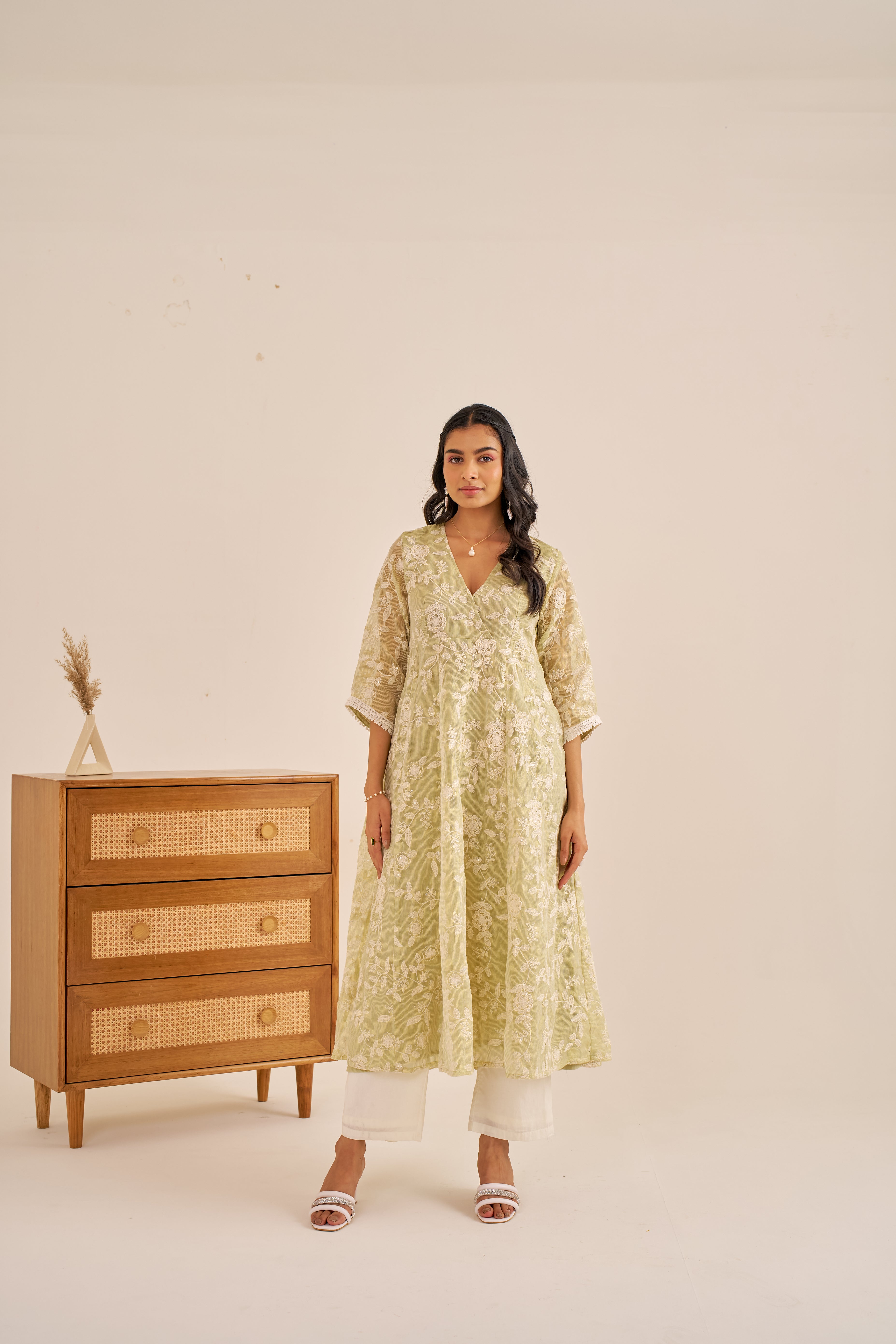 Alaya Meher Green Embroidered Anarkali Kurta