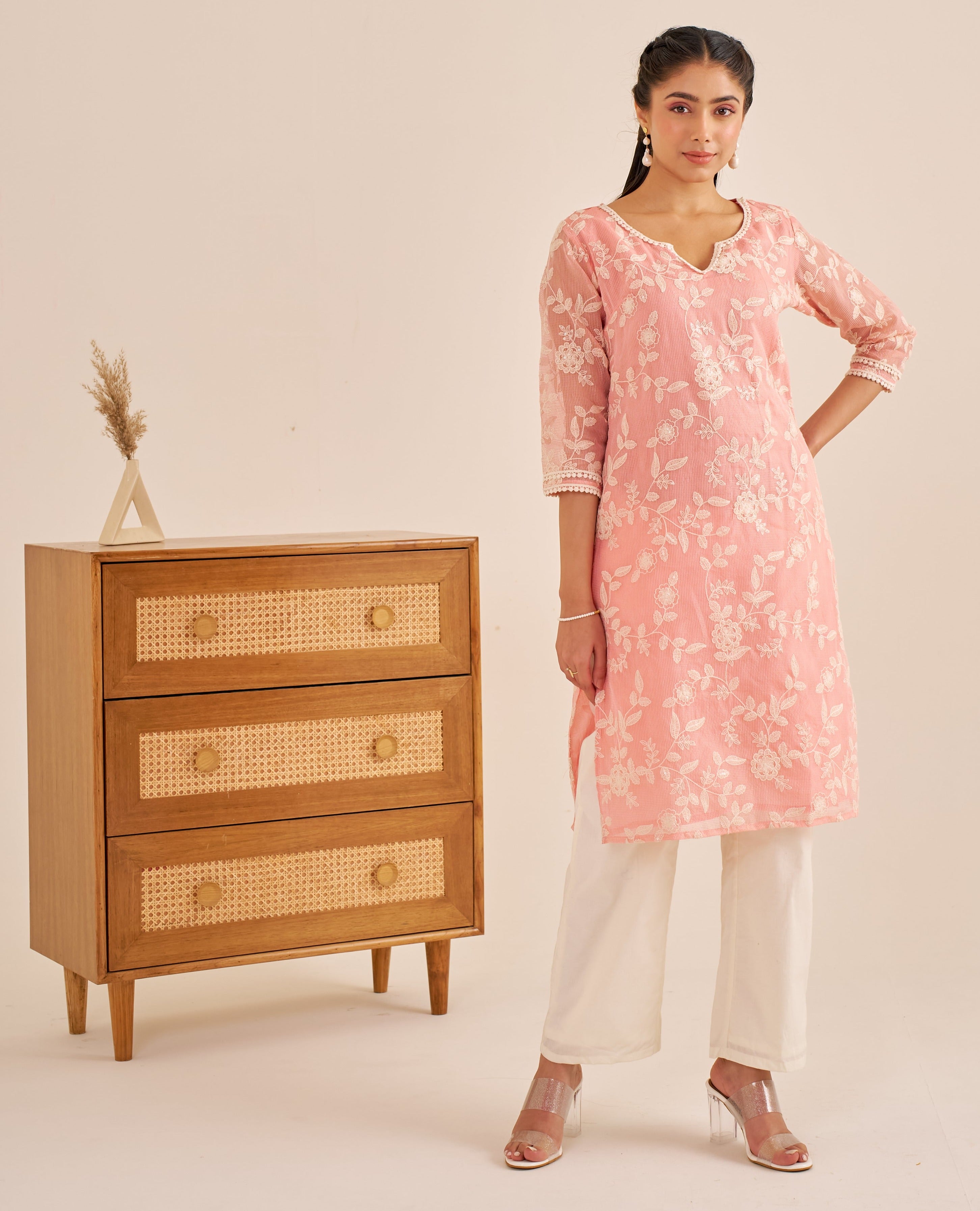 Alaya Meher Soft Pink Classic Kurta Set