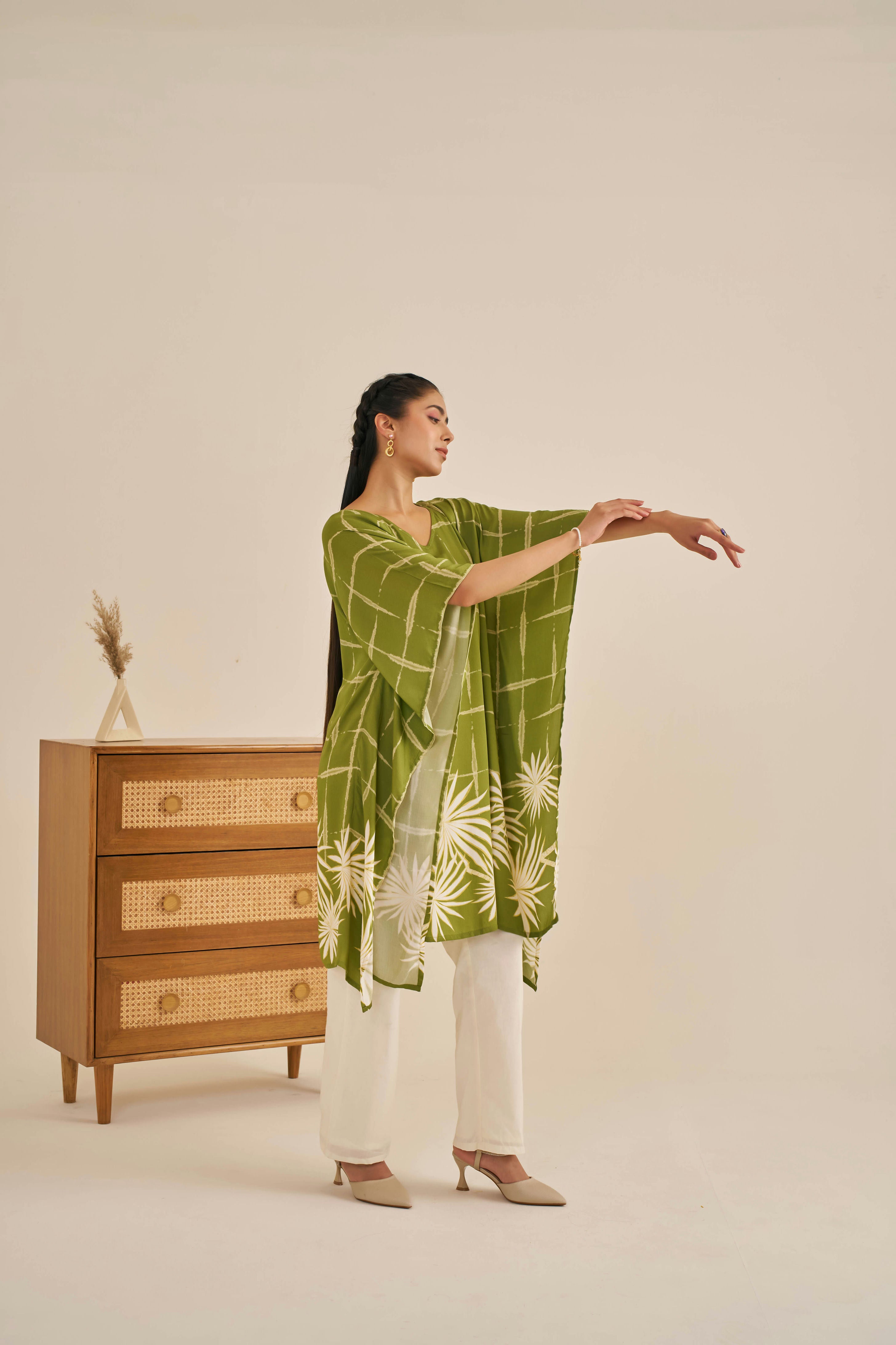 Meher Garden Green Kaftan Set