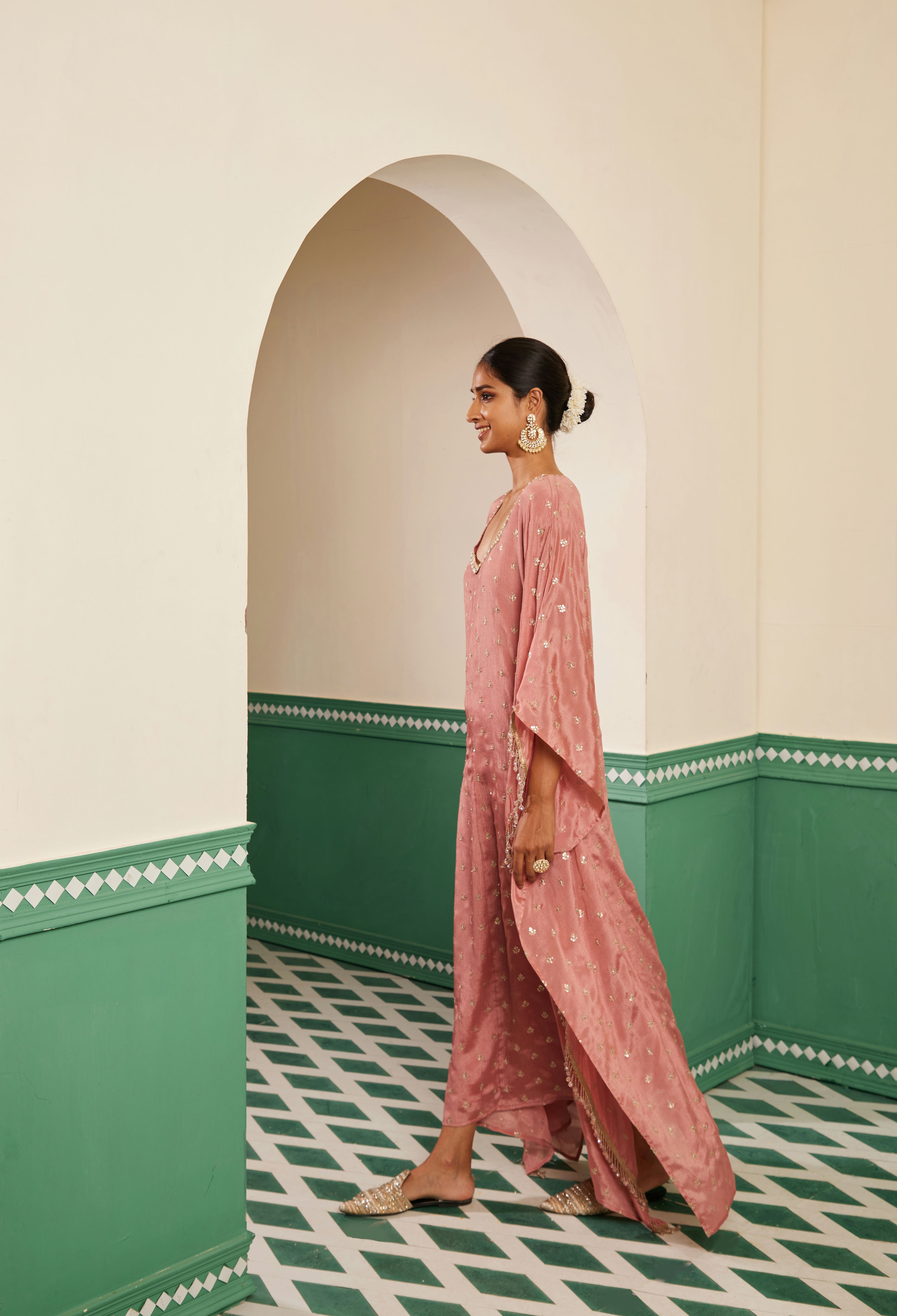 Sajda Onion Pink Embroidered Kaftan