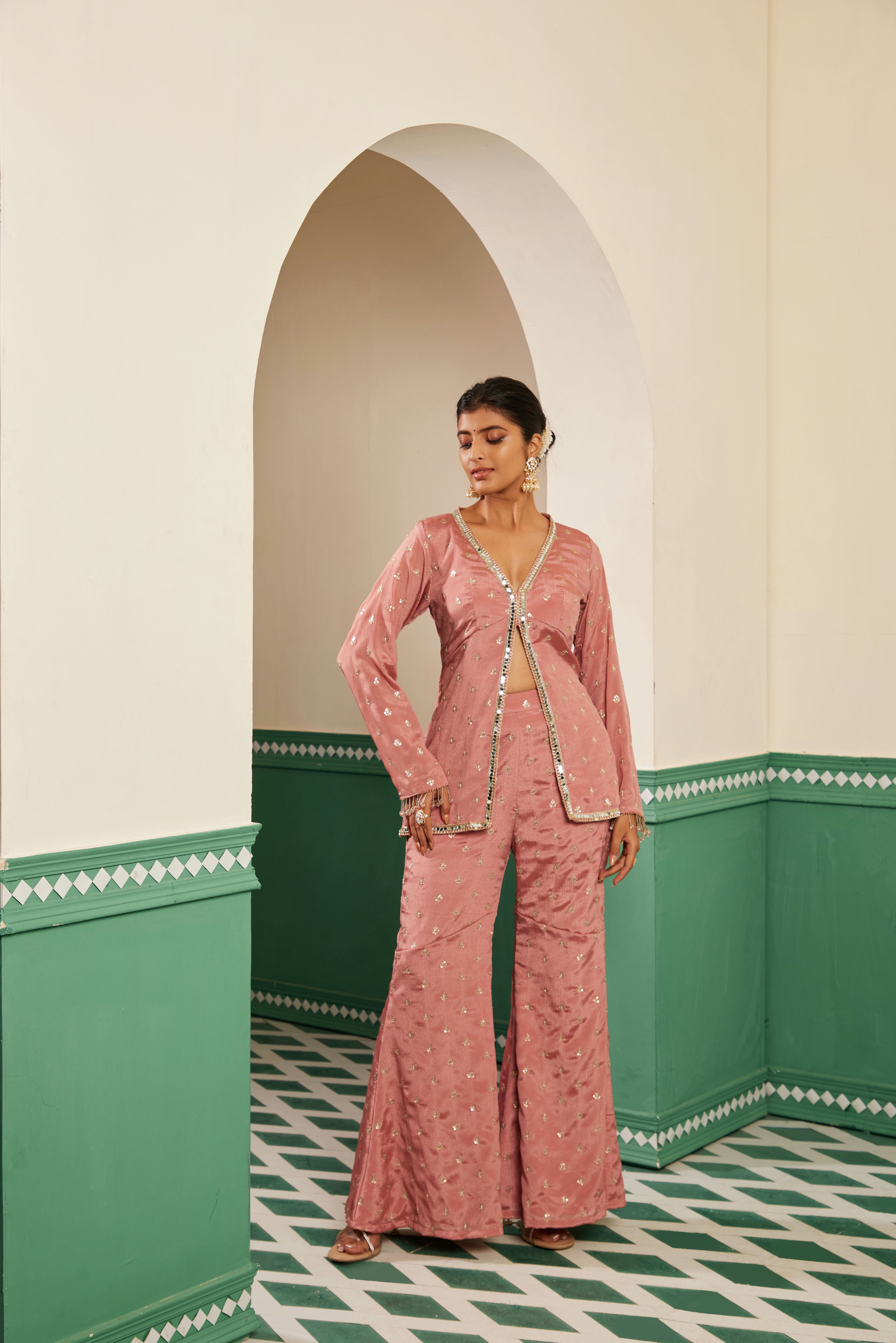 Sajda Onion Pink Embroidered Front Slit Kurta